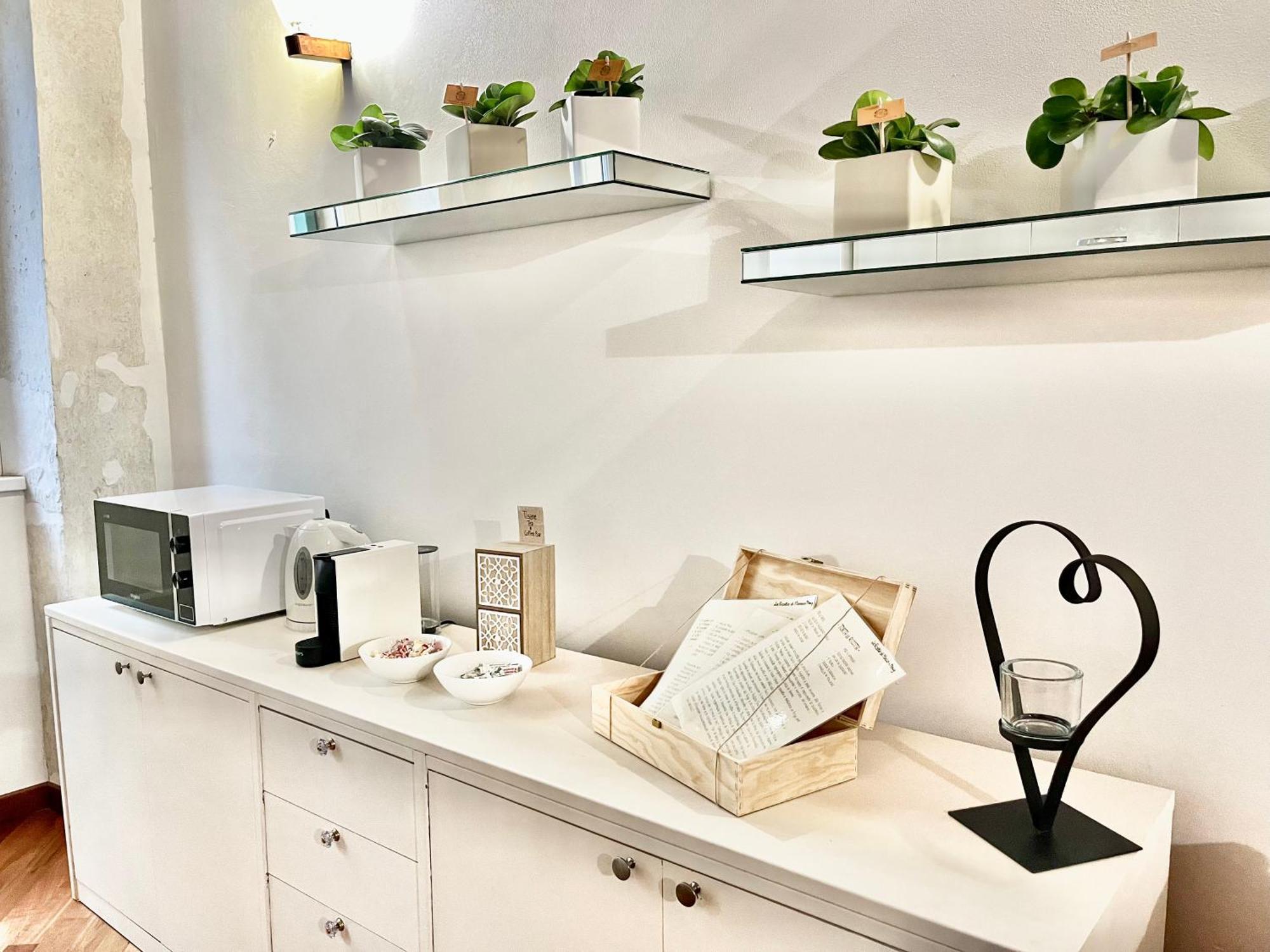 Magnolia Home - Piazza Delle Erbe Verona Exterior foto