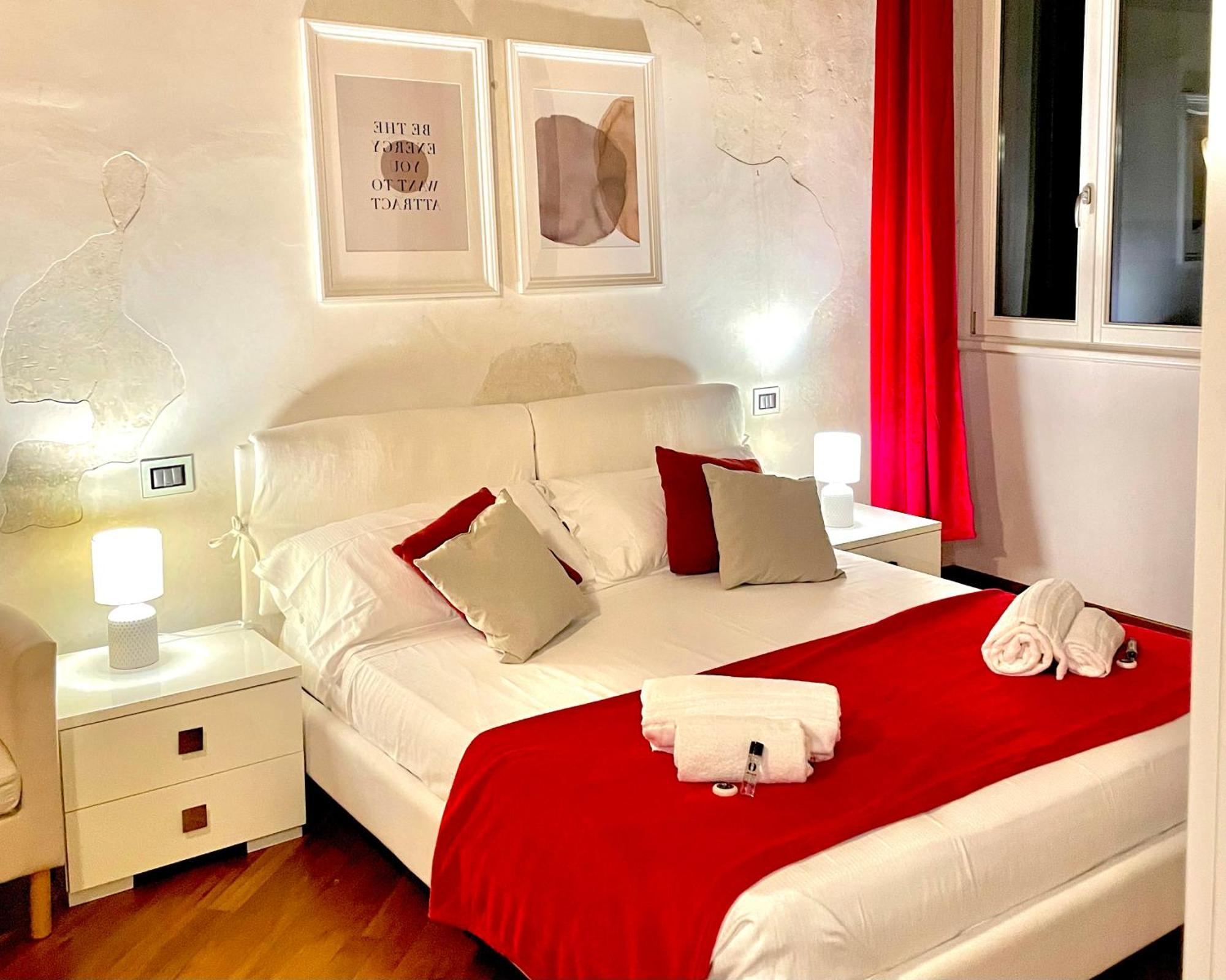 Magnolia Home - Piazza Delle Erbe Verona Exterior foto